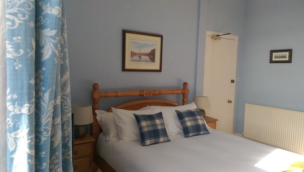 Lochinver Guesthouse エアー エクステリア 写真